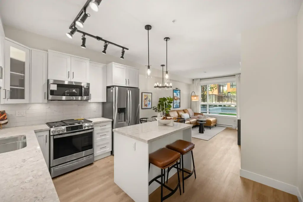 Show suite kitchen